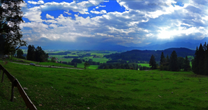 Blick auf die Alpen im Allgäu